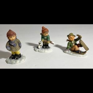 HAWTHORNE VILLAGE   “RARE”-     CELEBRATING THE SEASON